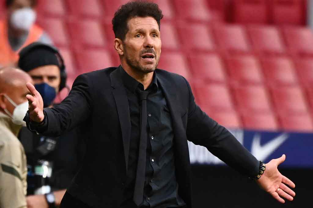 Di bawah kepelatihan mantan pemain timnas Argentina ini, Atletico konsisten menyaingi dua raksasa Spanyol Real Madrid dan Barcelona, selain juga membuat pencapaian istimewa di Eropa. Atletico menjuarai Liga Europa pada 2012 dan 2018, juga dua kali masuk final Liga Champions pada 2014 dan 2016 yang keduanya dikalahkan rival sekota, Real Madrid.