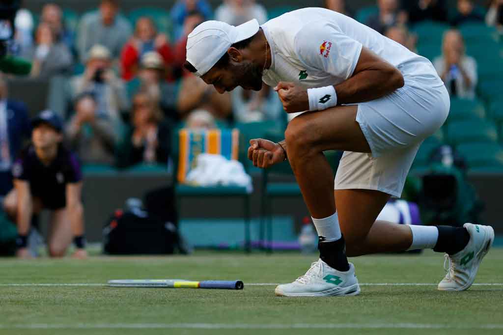 Berrettini melangkah ke final Wimbledon usai menang  atas Hurkacz dengan skor 6-3, 6-0, 6-7 (3/7), 6-4.