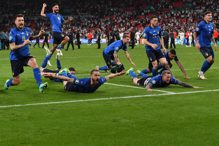 Sementara untuk Inggris, kekalahan atas Italia membuat mereka mengubur mimpi meraih trofi Piala Eropa perdana sepanjang sejarah. Inggris juga masih harus melanjutkan puasa gelar di turnamen besar yang telah berlangsung selama 55 tahun sejak menjuarai Piala Dunia 1966.