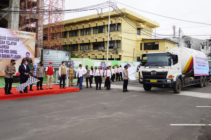 Sebagai upaya membantu pemerintah menangani Covid-19, Sinar Mas memberikan bantuan 1.200 ton oksigen kepada Provinsi Sumsel.