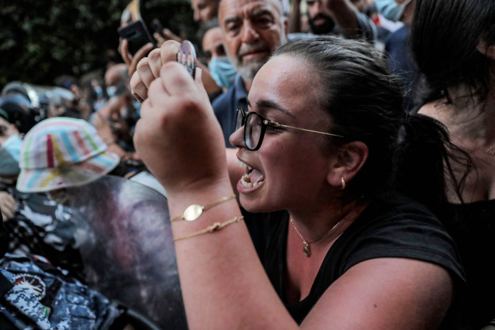 Mendagri Mohammed Fahmi sebelumnya menolak permintaan hakim yang menyelidiki ledakan di Beirut untuk memeriksa seorang pejabat tinggi keamanan Lebanon.