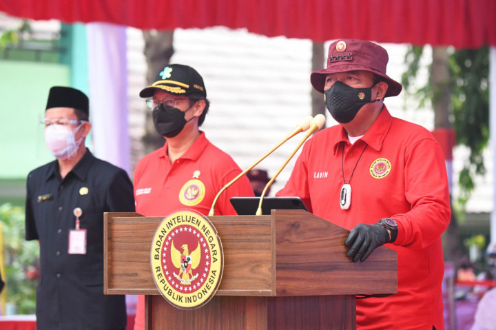 Budi memerinci vaksinasi door to door digelar di 14 provinsi. Yakni, DKI Jakarta, Banten, Jawa Barat, Jawa Tengah, Daerah Istimewa Yogyakarta, Jawa Timur, Bali, Sumatra Utara, Sumatra Barat, Riau, Kepulauan Riau, Kalimantan Timur, Sulawesi Selatan, dan Papua.