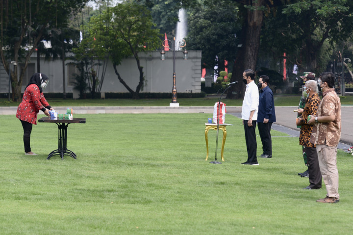 Ada 300 ribu paket obat yang akan dibagikan di wilayah berisiko di Jawa dan Bali.