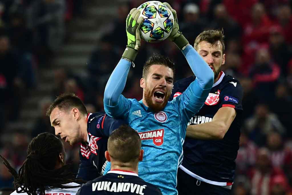 Pemain berusia 28 tahun itu menjadi pengganti rekan senegaranya Rui Patricio, yang meninggalkan klub tersebut pada Selasa, 13 Juli 202,1 untuk menandantangani kontrak tiga tahun bersama AS Roma.