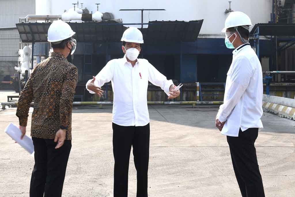 Presiden Joko Widodo mengatakan pemerintah menggandeng pihak swasta untuk memenuhi kebutuhan oksigen medis yang meningkat akibat pandemi covid-19.