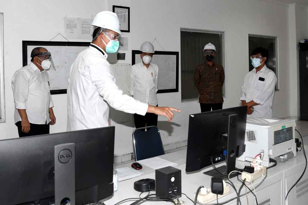 Pabrik di Pulo Gadung memiliki kapasitas produksi 110 ton per hari, sementara pabrik yang berada di Cikande memiliki kapasitas produksi 250 ton per hari, dan pabrik di Cibitung memiliki kapasitas produksi 100 ton per hari. Sehingga total kapasitas produksi mencapai 460 ton per hari untuk Jawa bagian barat. Adapun kapasitas produksi seluruh Indonesia mencapai kurang lebih 1.000 ton per hari.