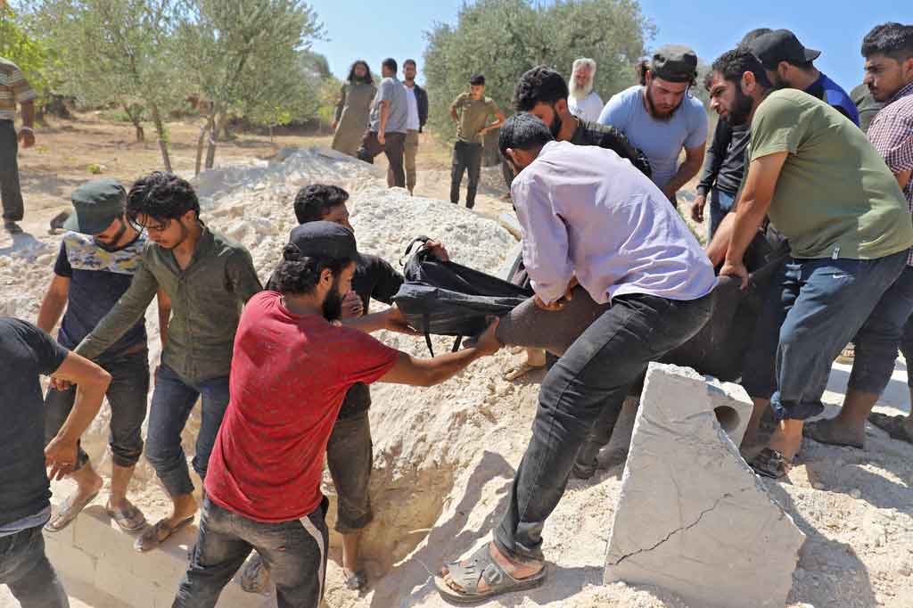 Serangan di hari yang sama di Desa Sarja dan Ehsin mengakibatkan 14 warga sipil meninggal, tujuh di antaranya anak-anak. 