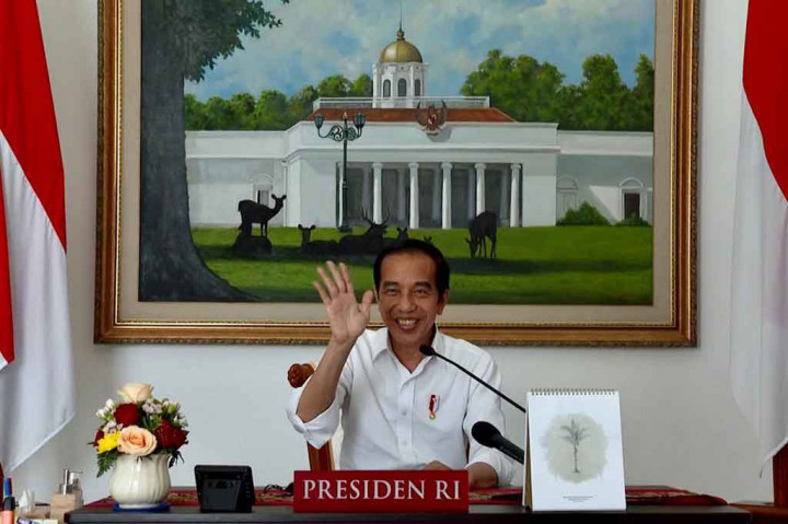 “Pak, saya ingin (sekolahnya) tatap-muka, Pak. Kalau kelamaan di rumah (jadi) jenuh,” ungkap Imelda, seorang siswi kelas 5 kepada Presiden Jokowi.