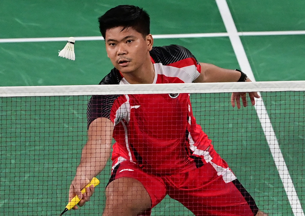 Pasangan peringkat keempat dunia itu harus menjalani duel ketat selama 50 menit dengan wakil Denmark dan menang tipis 24-22, 21-19. Hasil ini membuat Praveen/Melati mengantongi dua kemenangan di Grup C.