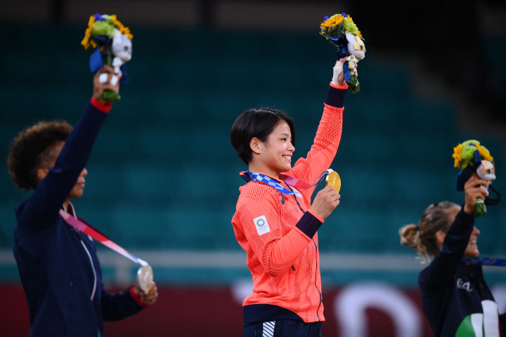 Pejudo Jepang Hifumi Abe dan Uta Abe menghadirkan rekor baru di Olimpiade Tokyo 2020. 
