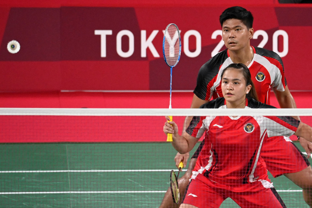 Praveen Jordan/Melati Daeva Oktavianti menelan kekalahan pada laga terakhir Grup C cabang bulu tangkis nomor ganda campuran Olimpiade Tokyo 2020. 