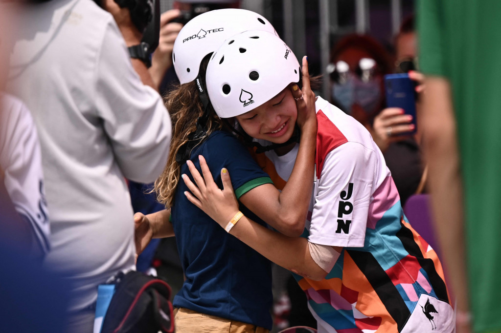 Dari cabang Skateboarding Olimpiade Tokyo 2020, Jepang kini total sudah meraih dua medali emas. Sebelumnya ada atlet Yuto Horigome yang meraih medali tersebut di nomor Men's Street.