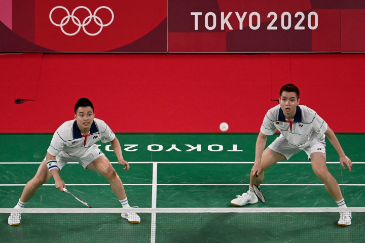 The Daddies mampu mengalahkan pasangan Malaysia, Aaron Chia/Soh Wooi Yik dengan skor 21-16 dan 21-19 pada laga Grup D Olimpiade Tokyo 2020 di Musashino Sport Forest Plaza, Senin, 26 Juli 2021.