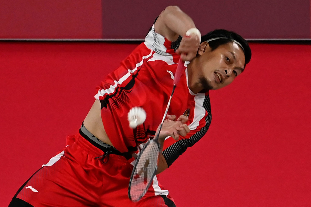 Kendati menang dan untuk sementara memimpin klasemen Grup D, Ahsan/Hendra belum dipastikan melaju ke babak perempat final.