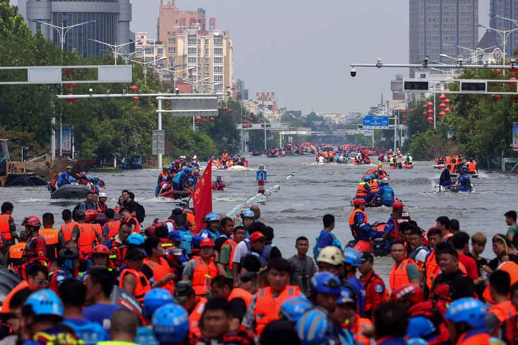 Menurut dia, untuk mendukung pemulihan pascabencana, pemerintah pusat akan mengalokasikan beberapa miliar yuan dana simpanan pemerintah dan bantuan lainnya akan segera disediakan. 