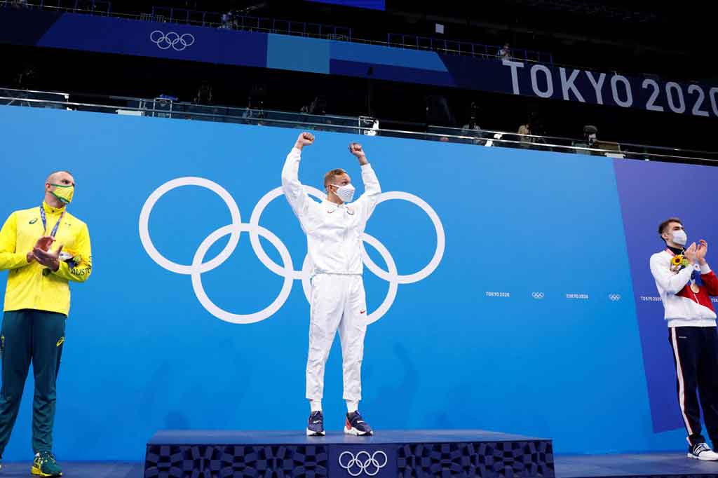 Pada nomor 100m gaya bebas putra ini untuk medali perak direbut atlet asal Australia Kyle Chalmers dengan waktu 47.08 detik dan perunggu direbut wakil ROC/Rusia Kliment Kolesnikov dengan waktu 47.44 detik.