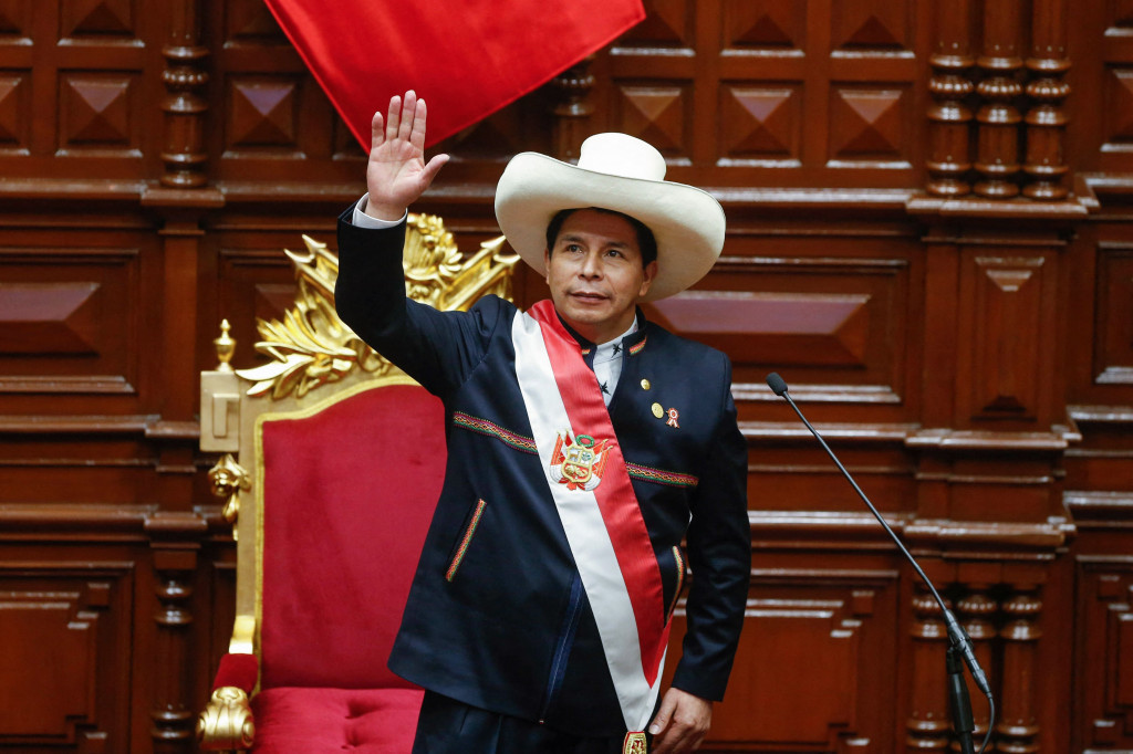 Presiden baru Pedro Castillo telah resmi dilantik menjadi pemimpin Peru. 