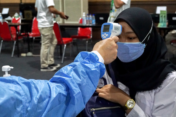 Pada Jumat, 30 Juli 2021, Sentra Vaksinasi 'Sinergi Sehat' yang diselenggarakan oleh ILUNI UI, Media Group, ARVI, dan BAKTI Kominfo di The Media Hotel & Towers kedatangan tamu istimewa dari Balai Disabilitas Melati dan Rumah Perlindungan Trauma Center Kementerian Sosial.