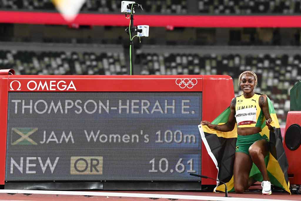 Thompson-Herah membukukan waktu 10,61 detik, untuk menjadi wanita tercepat kedua sepanjang masa.
