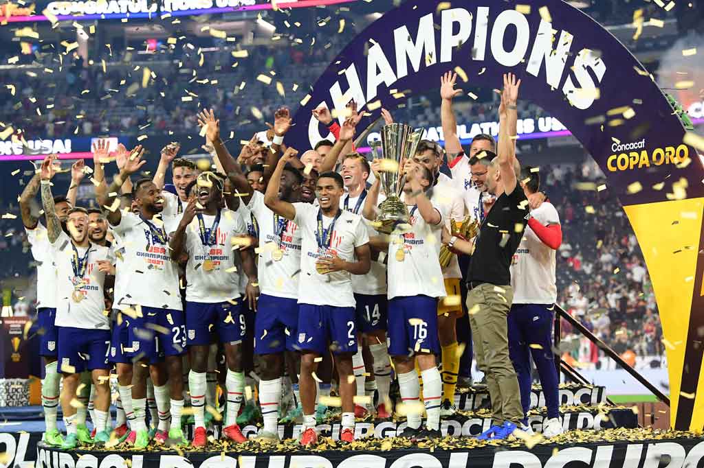 Tim nasional Amerika Serikat berhasil menjadi juara Concacaf Gold Cup 2021 usai menundukkan Meksiko di babak final, Senin, 2 Agustus 2021 WIB.