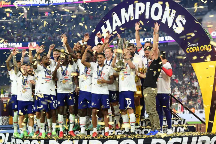 Tim nasional Amerika Serikat berhasil menjadi juara Concacaf Gold Cup 2021 usai menundukkan Meksiko di babak final, Senin, 2 Agustus 2021 WIB.