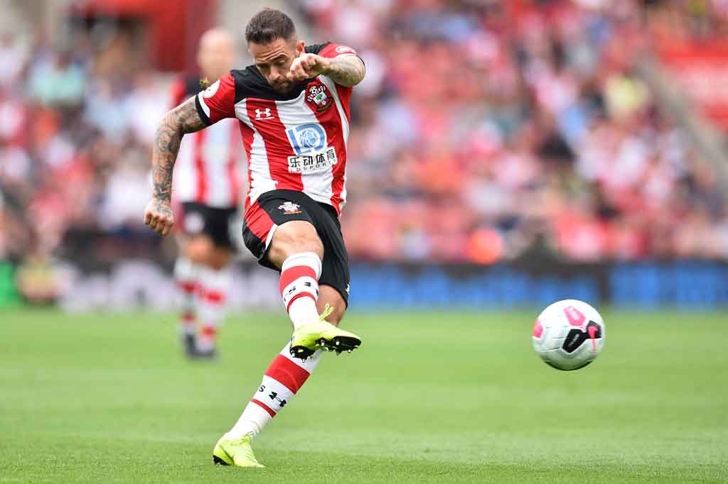 Ings telah mencetak 46 gol dalam 100 penampilan untuk Southampton setelah bergabung dari Liverpool pada 2018.