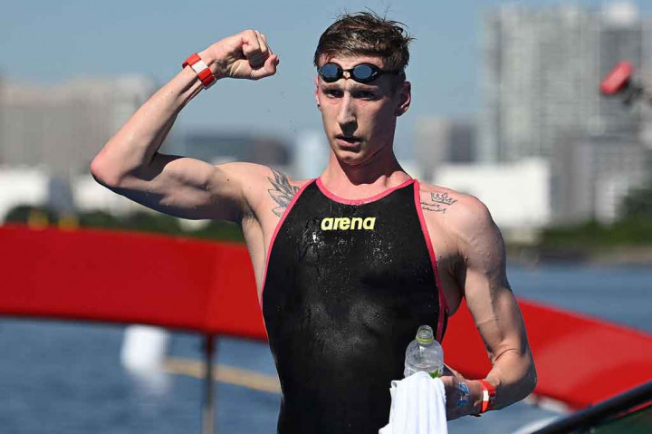 Perenang Jerman Florian Wellbrock merebut medali emas renang maraton 10 km putra Olimpiade Tokyo 2020 dalam lomba yang berlangsung Kamis, 5 Agustus 2021 pagi.