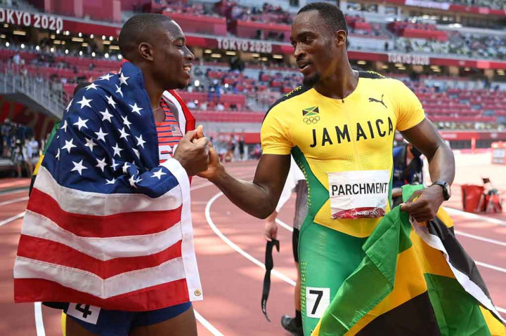 Tumbangnya Grant Holloway menjadi salah satu kejutan terbesar dalam Olimpiade Tokyo 2020. Holloway yang sebenarnya mengawali lomba sebagai pelari tercepat, terpeleset pada dua rintangan terakhir.
