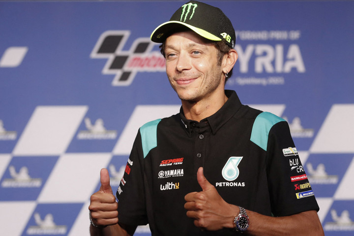 Rossi merupakan juara dunia sembilan kali di beberapa kelas. 