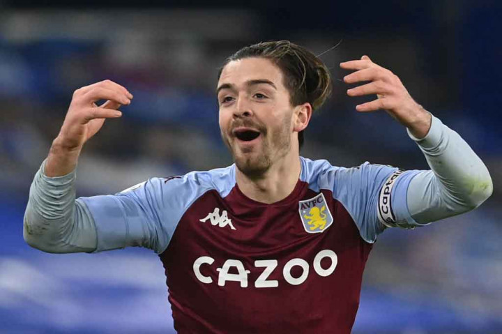 Kepindahan Grealish ke City memecahkan rekor transfer Liga Inggris yang sebelumnya dipegang oleh gelandang Prancis Paul Pogba, yang bergabung kembali dengan Manchester United dari Juventus pada 2016 dengan nilai transfer sebesar 89,3 juta poundsterling.