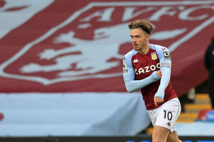 Grealish memulai kariernya di akademi Villa sebelum melakukan debut seniornya pada tahun 2014. Mantan kapten Villa tersebut bermain lebih dari 200 pertandingan untuk klub West Midlands itu dan mencetak 32 gol.