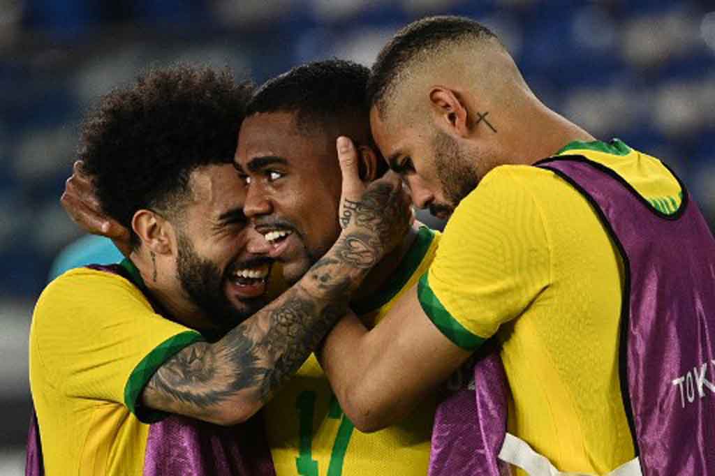 Gol penentu kemenangan Brasil dicetak oleh pemain pengganti Malcom pada menit ke-108.
