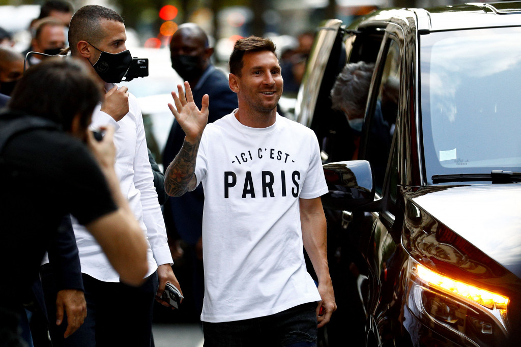 Bintang sepak bola Argentina, Lionel Messi telah tiba di Paris, Prancis, pada Selasa, 10 Agustus 2021, waktu setempat.