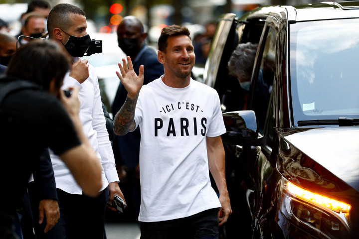 Bintang sepak bola Argentina, Lionel Messi telah tiba di Paris, Prancis, pada Selasa, 10 Agustus 2021, waktu setempat.