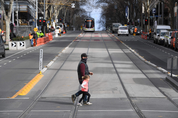 Dilansir AFP, Rabu, 11 Agustus 2021, kota itu memasuki lockdown pandemi keenam kalinya pada Kamis, 5 Agustus 2021, lalu setelah klaster varian Delta baru muncul di sekolah Melbourne dan dengan cepat menyebar.