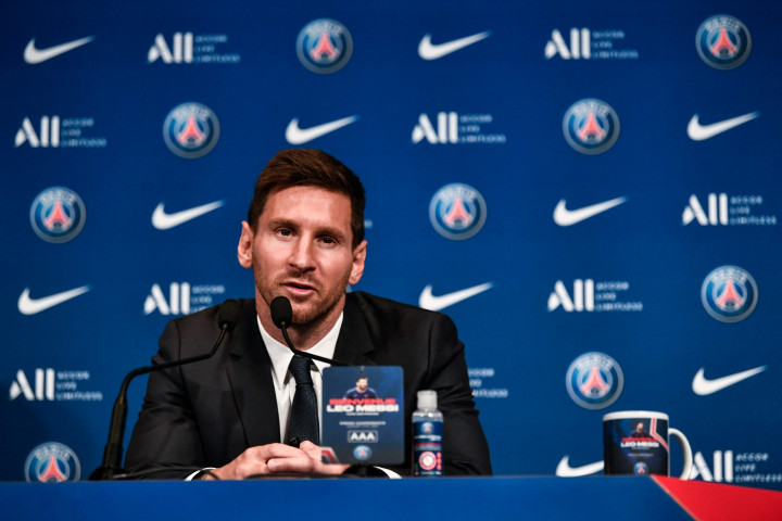 Lionel Messi melakukan konferensi pers sejak resmi menjadi pemain Paris Saint-Germain (PSG), Rabu, 11 Agustus 2021.
