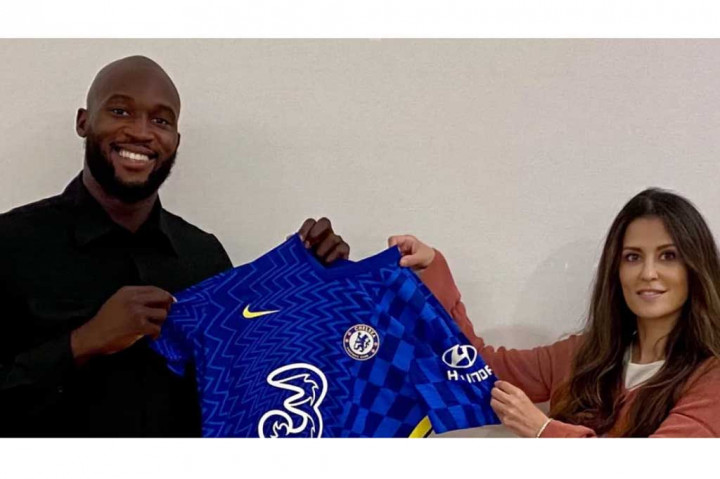 Chelsea kembali memboyong striker Romelu Lukaku dari Inter Milan, setelah sang pemain timnas Belgia tersebut meninggalkan Stamford Bridge tujuh tahun silam.