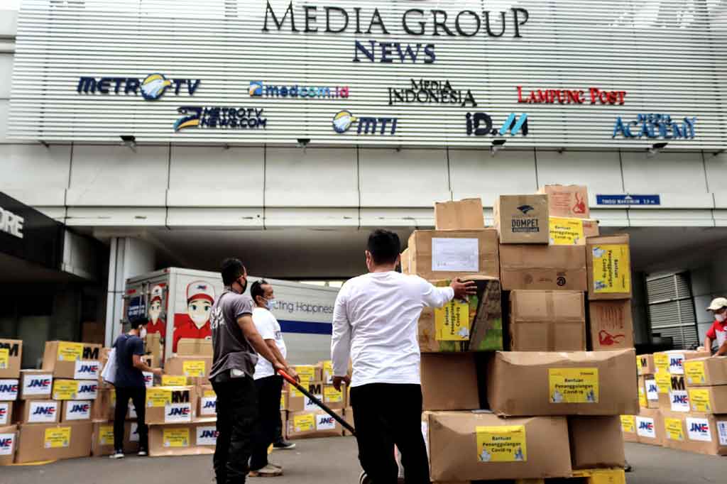 Head of Marketing Communication Division JNE Doedi Hadji menyampaikan bahwa donasi yang akan disalurkan oleh JNE itu merupakan bentuk kolaborasi anak bangsa. JNE mempunyai jaringan luas berkomitmen mendukung pemerintah dalam menangani pandemi ini.