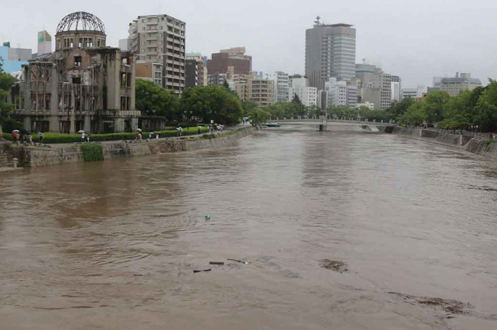 Badan Meteorologi Jepang (JMA) telah mengeluarkan peringatan hujan lebat khusus di Kota Hiroshima. 