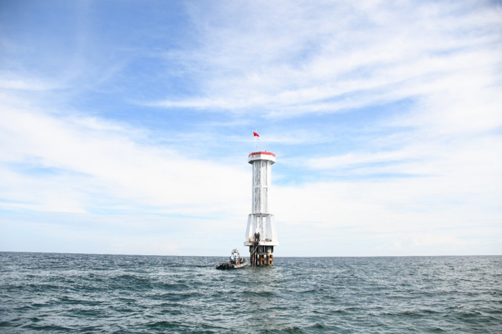 Danlantamal XIII Tarakan menginisiasi pelaksanaan HUT RI ke-76 di Karang Unarang, lantaran wilayah tersebut menjadi tapal batas dengan negara tetangga, Malaysia.
