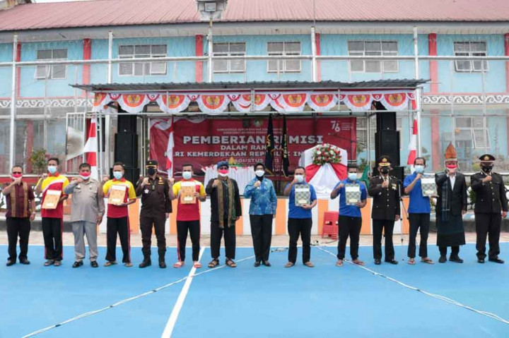 Ada sebanyak 788 warga binaan pemasyarakatan mendapatkan remisi meliputi remisi umum I sebanyak 777 orang dan 11 orang  remisi umum II, remisi umum II langsung bebas sebanyak 1 orang, remisi umum II subsider sebanyak 10 orang, sementara jumlah remisi khusus PP 99 sebanyak 221 orang.