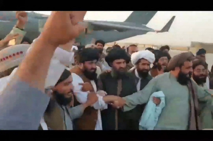 Menurut laporan, Baradar, wajah paling populer dari Taliban dan digulingkan dari Afghanistan pada tahun 2001, kemungkinan akan menjadi presiden baru negara yang dilanda perang itu. 