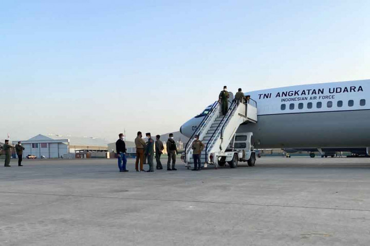 Menlu Retno Marsudi melalui cuitannya di Twitter menyebutkan bahwa pesawat TNI AU yang membawa para WNI yang dievakuasi dari Kabul, Afghanistan sudah berada di Islamabad, Pakistan untuk melanjutkan penerbangan ke Indonesia.