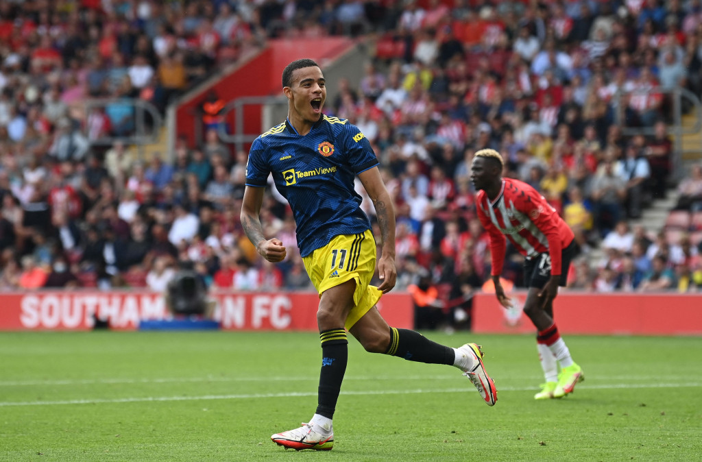 Manchester United kemudian menyamakan kedudukan pada menit ke-55 via tendangan Mason Greenwood. 