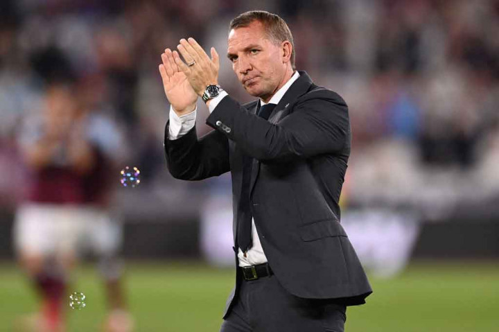 Hasil tersebut sekaligus membuat tim besutan David Moyes mengambil alih posisi puncak klasemen sementara dengan raihan enam poin penuh, sedangkan Leicester (3) melorot ke urutan 12. 