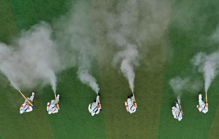 Sementara itu, jumlah angka kematian juga tetap bertahan di 4.636 kasus sejak terjadinya pandemi pada akhir 2019.