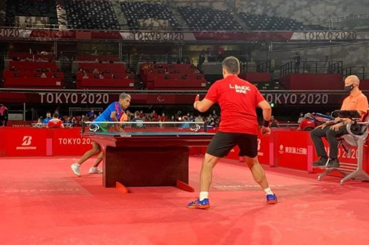 David Jacobs mengikuti jejak Sapto Yogo Purnomo yang meraih medali perunggu dari cabang olahraga atletik 100 meter T37 dan Ni Nengah Widiasih yang meraih medali perak dari cabor angkat berat.