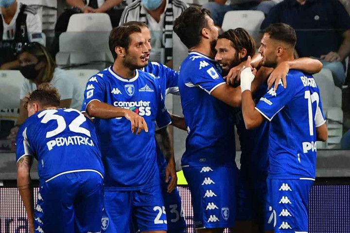 Berawal dari pergerakan Filippo Bandinelli dari sayap kanan, ia mengirimkan umpan tarik yang berusaha diselesaikan oleh Nedim Bajrami. Tembakan Bajrami berusaha dihalau pertahanan Juve, tetapi bola kemudian melambung jatuh di hadapan Mancuso yang dengan dingin menyarangkannya ke dalam gawang. Skor 0-1 bertahan hingga jeda.