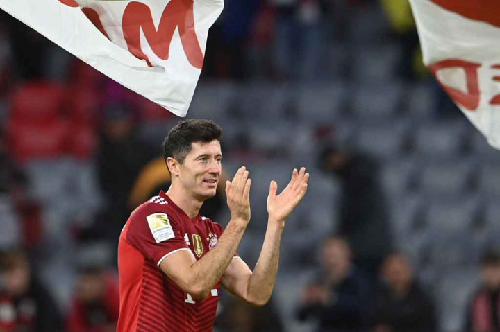 Bagi Bayern kemenangan itu mengantarkan mereka naik ke peringkat kedua klasemen sementara dengan koleksi tujuh poin, sedangkan Hertha yang masih nirpoin dan kian terjerembab di dasar klasemen.