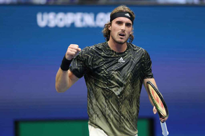 Di babak selanjutnya Tsitsipas akan melawan Adrian Mannarino dari Prancis yang di pertandingan lainnya menundukkan rekan senegaranya Pierre-Hugues Herbert 3-6, 4-6, 6-4, 6-3, 6-3. 